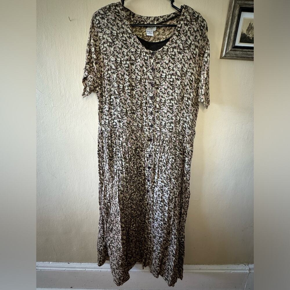 1990s grunge floral dress